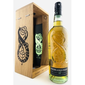Highland Park 17 Year Old The Dark & The Light